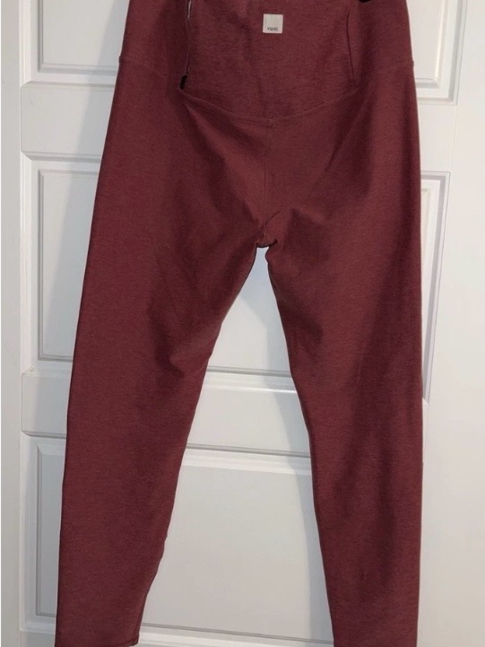 Vuori clean elevation heather Burgundy leggings size large